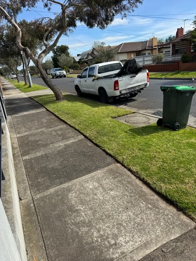 Street Verge Lawn Cleanup & Edge Work - Professional garden maintenance by Green Rise Group